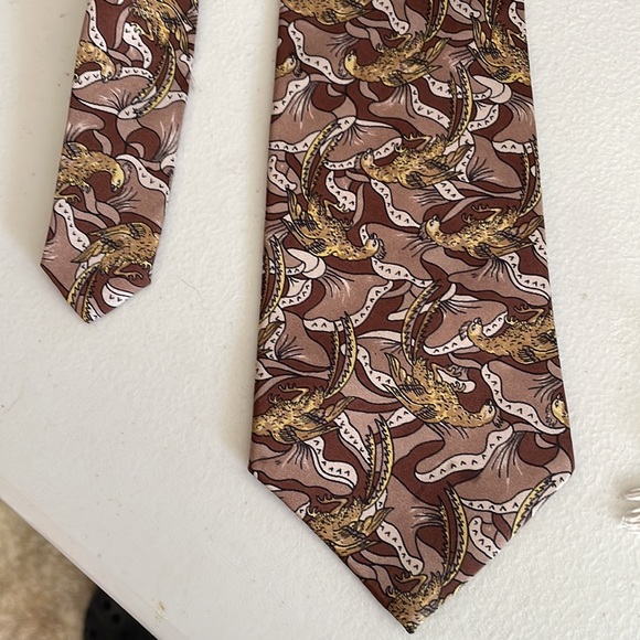 Eaton’s Silk tie rooster (?) pattern - Picture 2 of 5